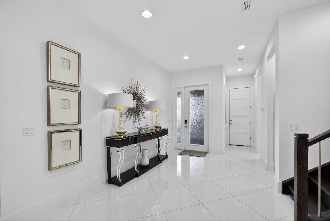 ARTISTRY - Residential