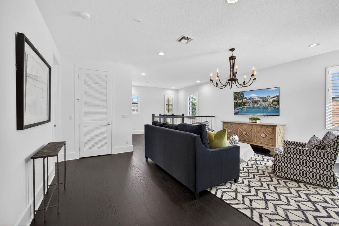 ARTISTRY - Residential