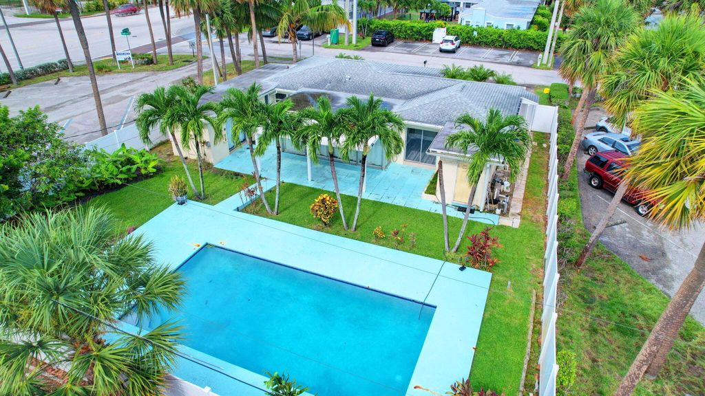 Photo of 2620 Park Avenue, Singer Island, FL 33404 (MLS # R11006407)