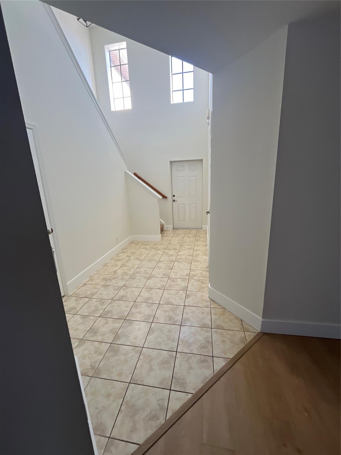 Cambridge Twnhms - Residential Lease