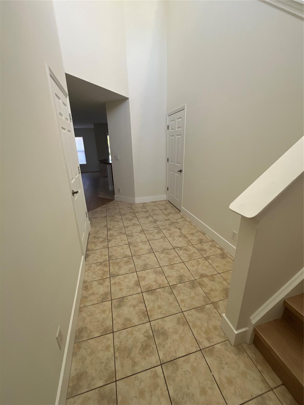 Cambridge Twnhms - Residential Lease