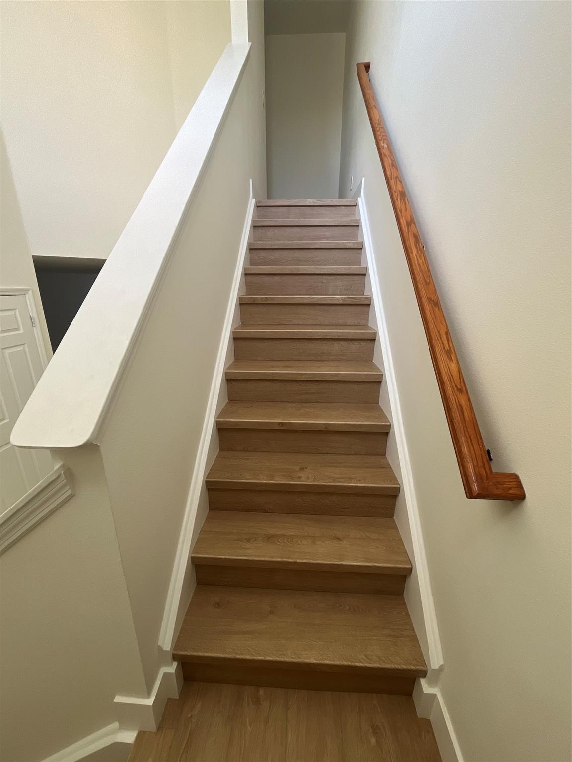 Cambridge Twnhms - Residential Lease