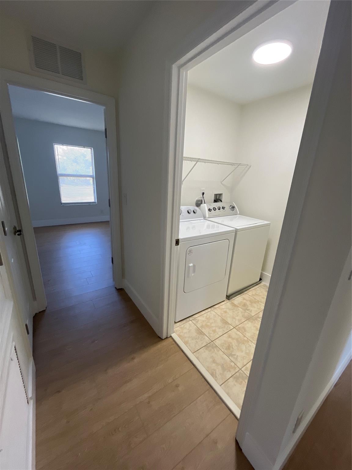 Cambridge Twnhms - Residential Lease