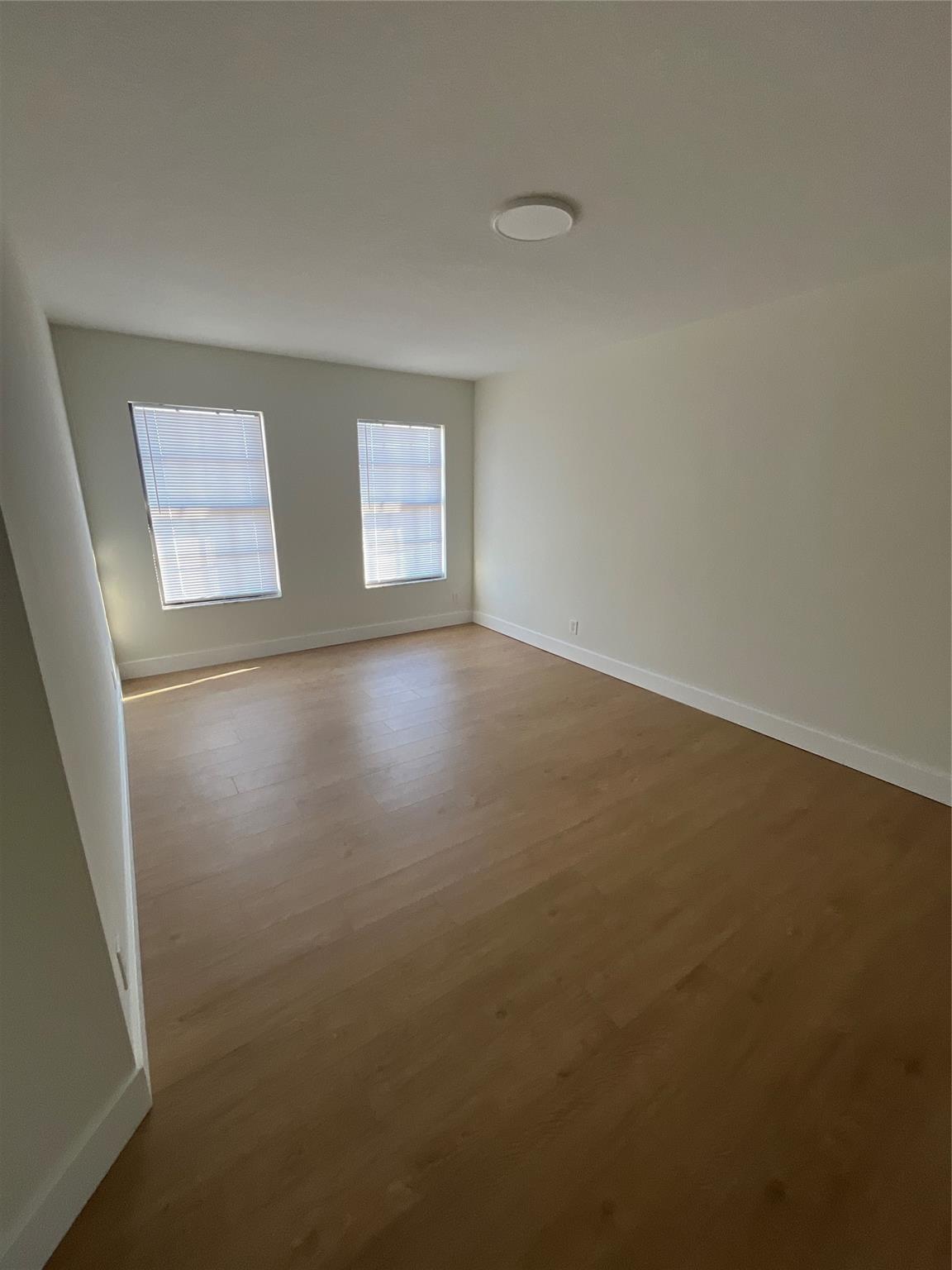 Cambridge Twnhms - Residential Lease