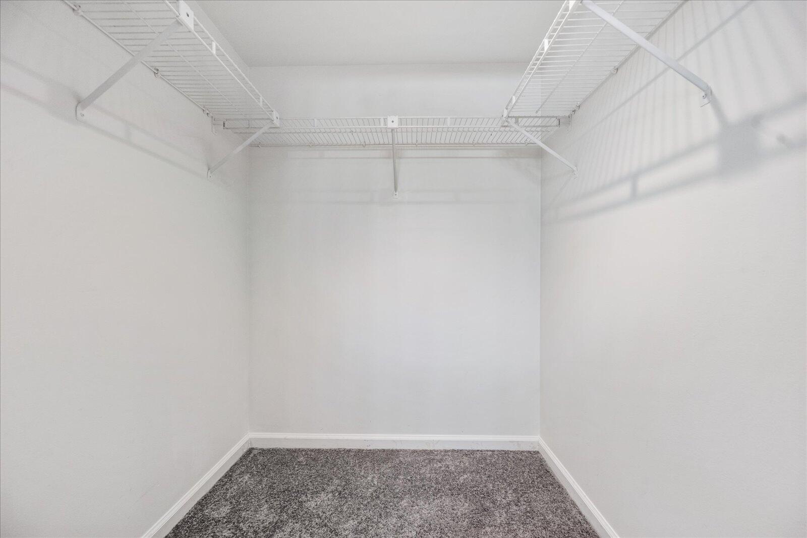 SHORES AT WELLINGTON II CONDO - Residential Lease