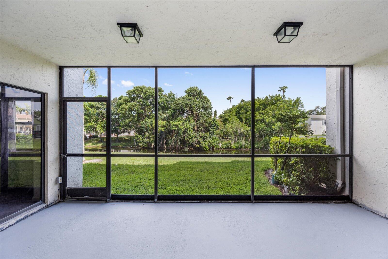 SHORES AT WELLINGTON II CONDO - Residential Lease