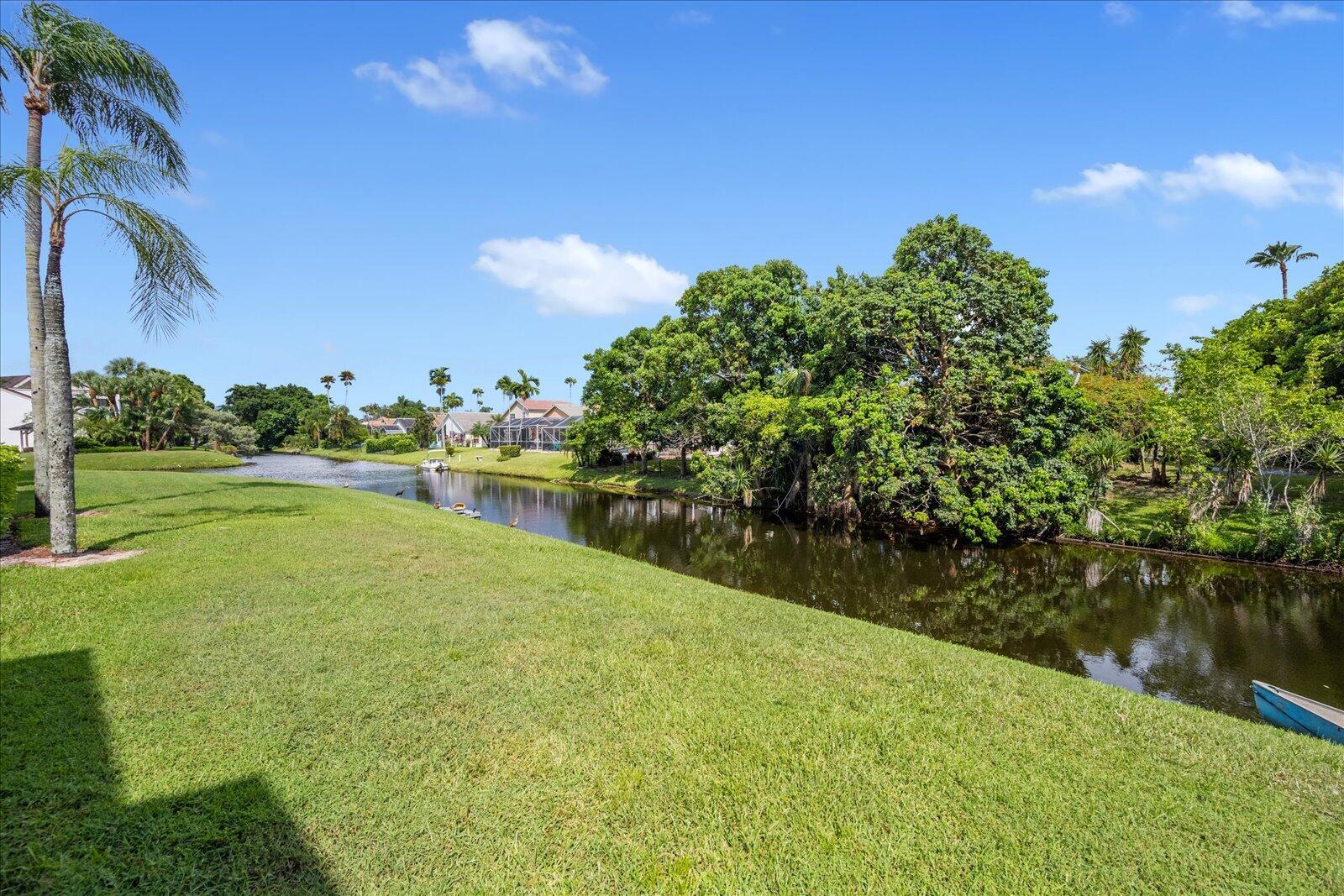 SHORES AT WELLINGTON II CONDO - Residential Lease