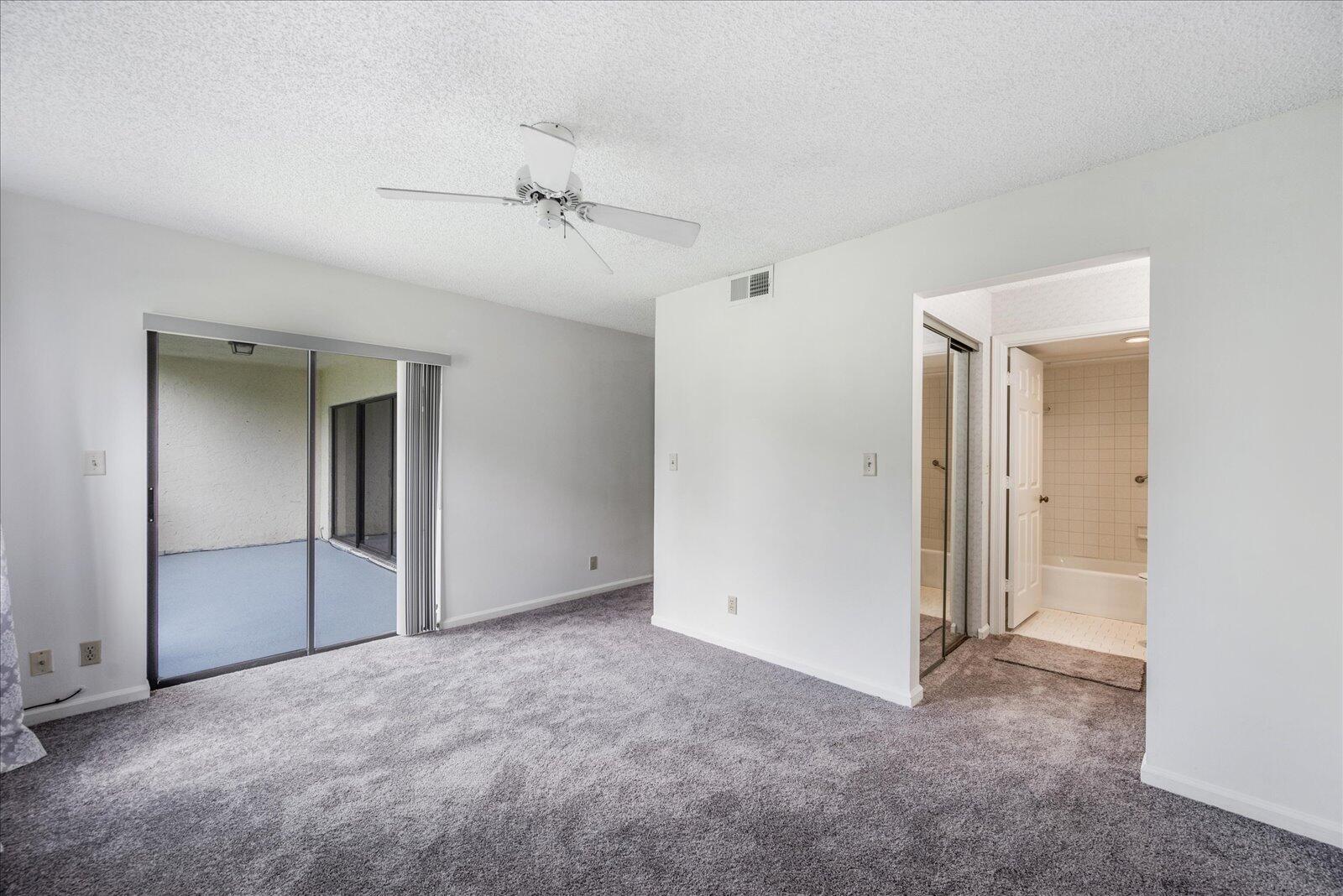 SHORES AT WELLINGTON II CONDO - Residential Lease