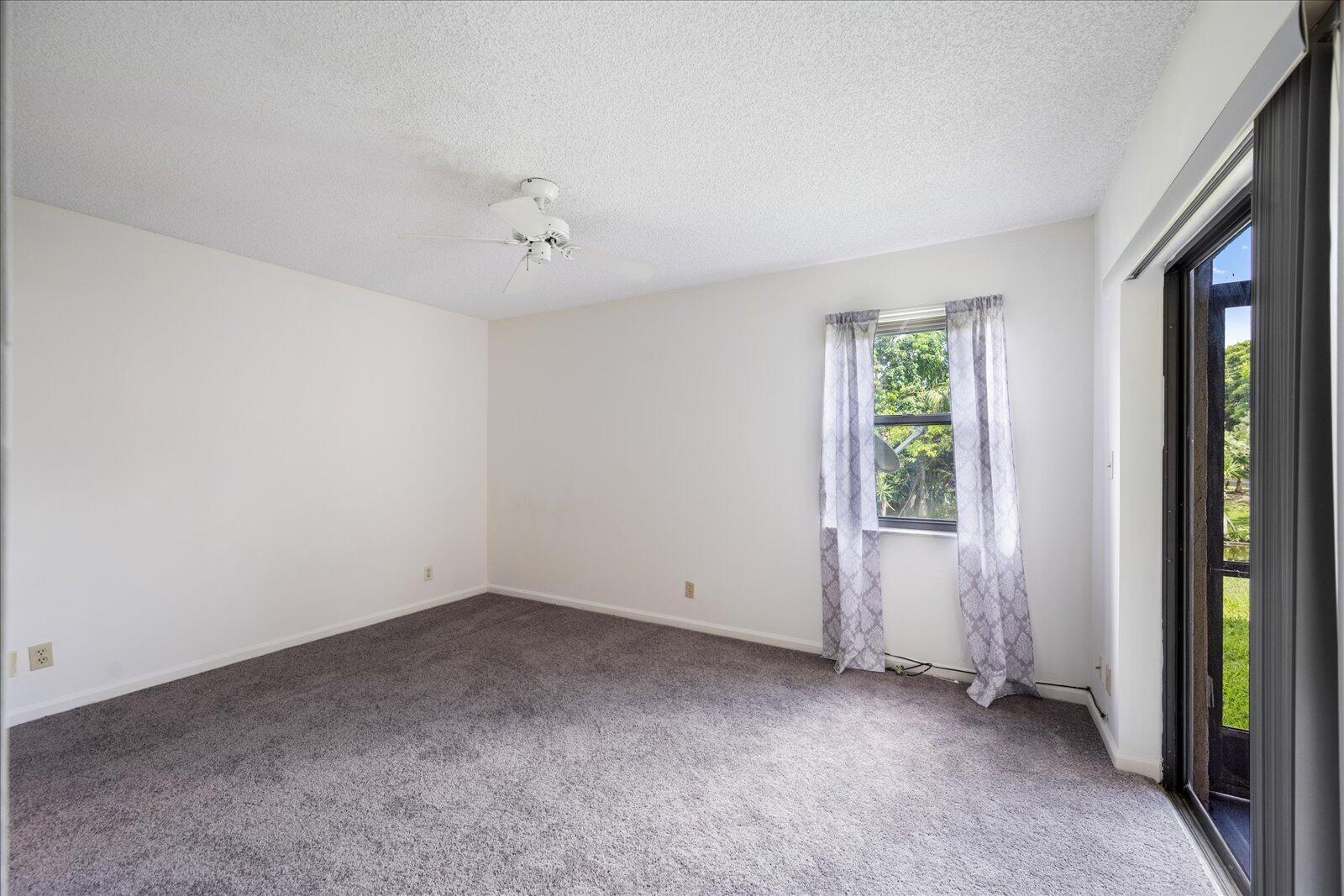 SHORES AT WELLINGTON II CONDO - Residential Lease