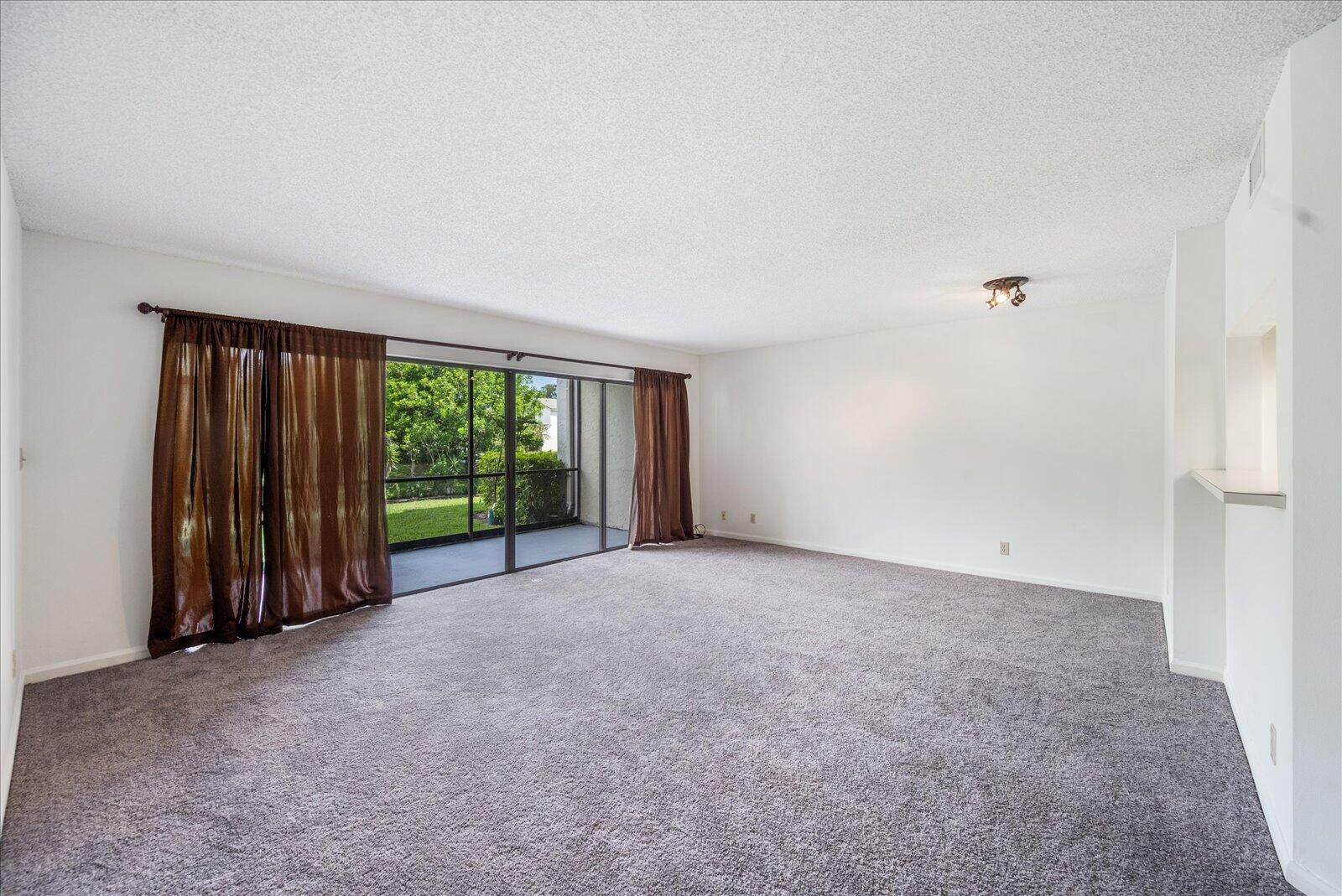 SHORES AT WELLINGTON II CONDO - Residential Lease