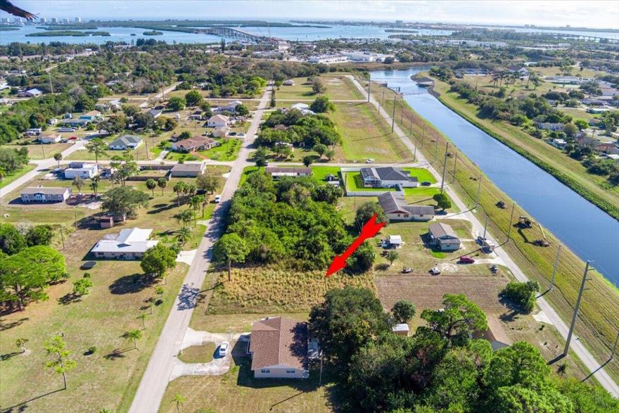 Prime development opportunity in the heart of Fort Pierce! This residential lot at 1805 Barcelona Ave offers excellent potential for new construction in the highly desirable Paradise Park neighborhood. Conveniently situated just minutes from downtown Fort Pierce, local dining, shopping, major commuter routes and area beaches. Lot faces south with easy access to utilities and zoned for neighborhood schools. Build your vision in a well-established, centrally located community with quick access to I-95, US-1 and all that the Treasure Coast has to offer.