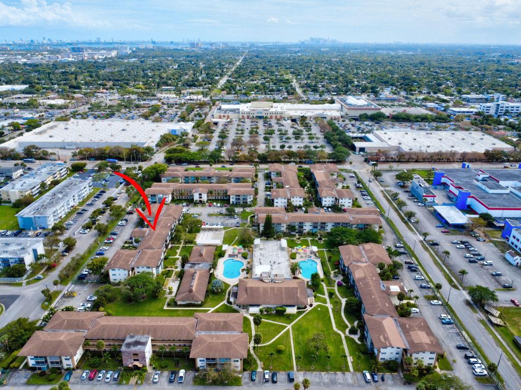 MAR-LEN GARDENS NO 12 CORP-CO-OP - Residential