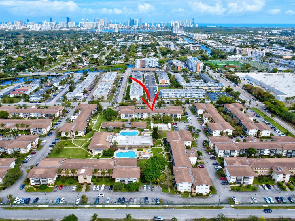 MAR-LEN GARDENS NO 12 CORP-CO-OP - Residential