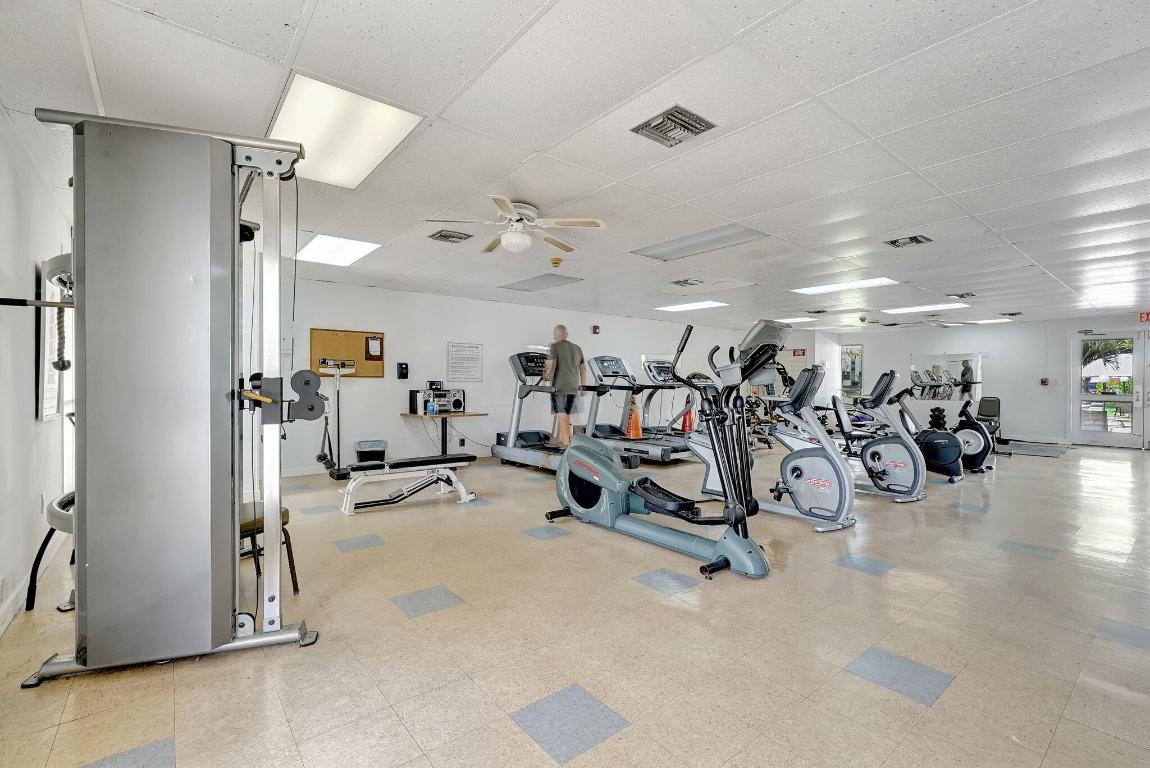 MAR-LEN GARDENS NO 12 CORP-CO-OP - Residential