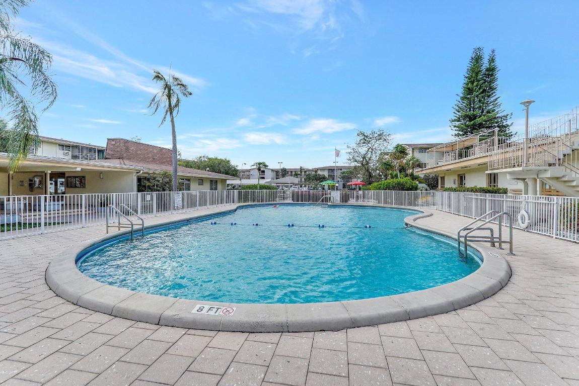 MAR-LEN GARDENS NO 12 CORP-CO-OP - Residential