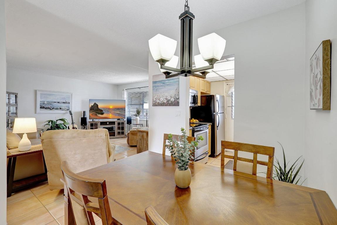 MAR-LEN GARDENS NO 12 CORP-CO-OP - Residential