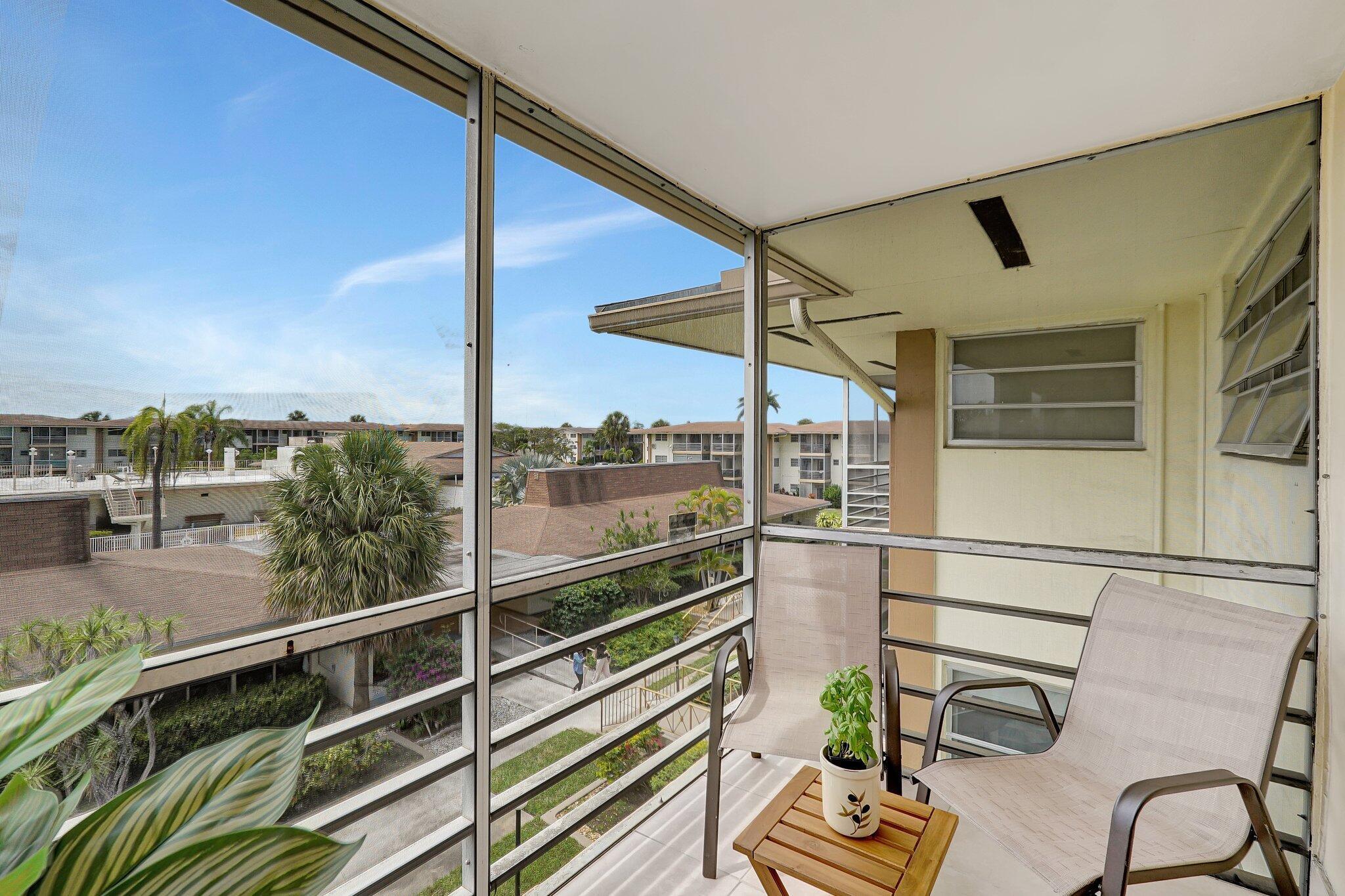 MAR-LEN GARDENS NO 12 COR - Residential