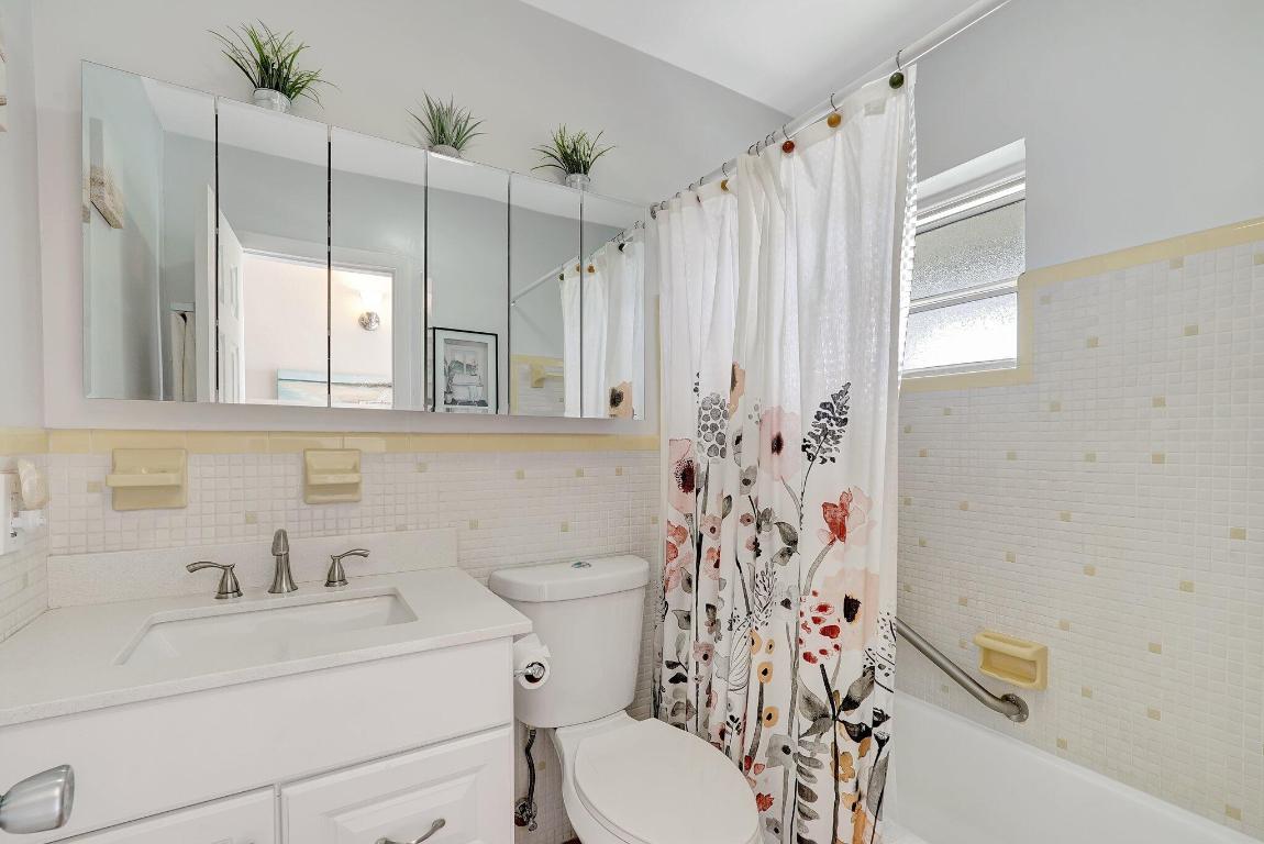 MAR-LEN GARDENS NO 12 CORP-CO-OP - Residential