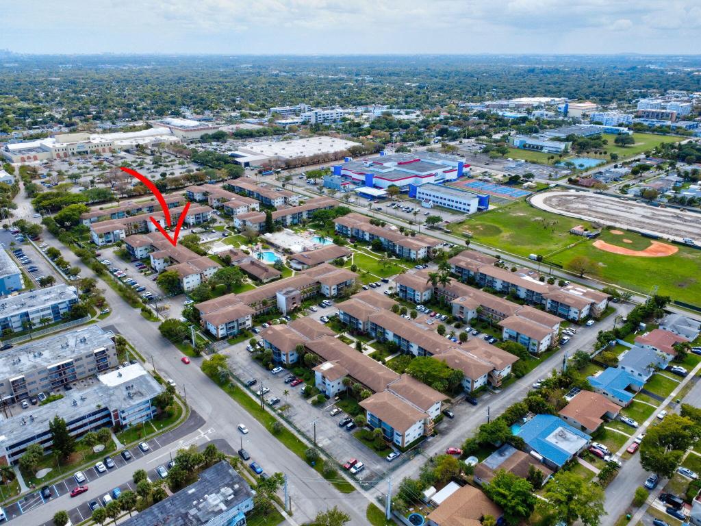 MAR-LEN GARDENS NO 12 CORP-CO-OP - Residential