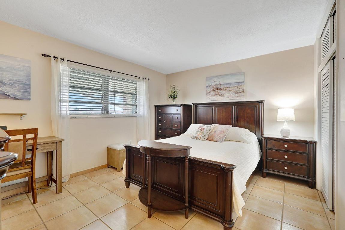 MAR-LEN GARDENS NO 12 CORP-CO-OP - Residential