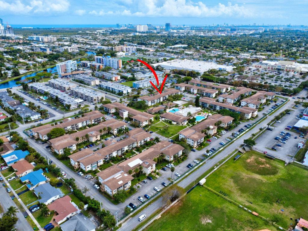 MAR-LEN GARDENS NO 12 CORP-CO-OP - Residential