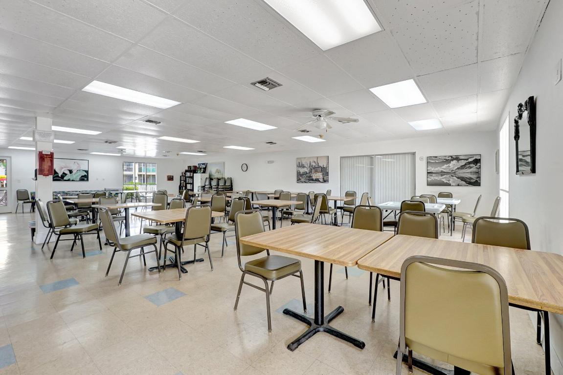 MAR-LEN GARDENS NO 12 CORP-CO-OP - Residential