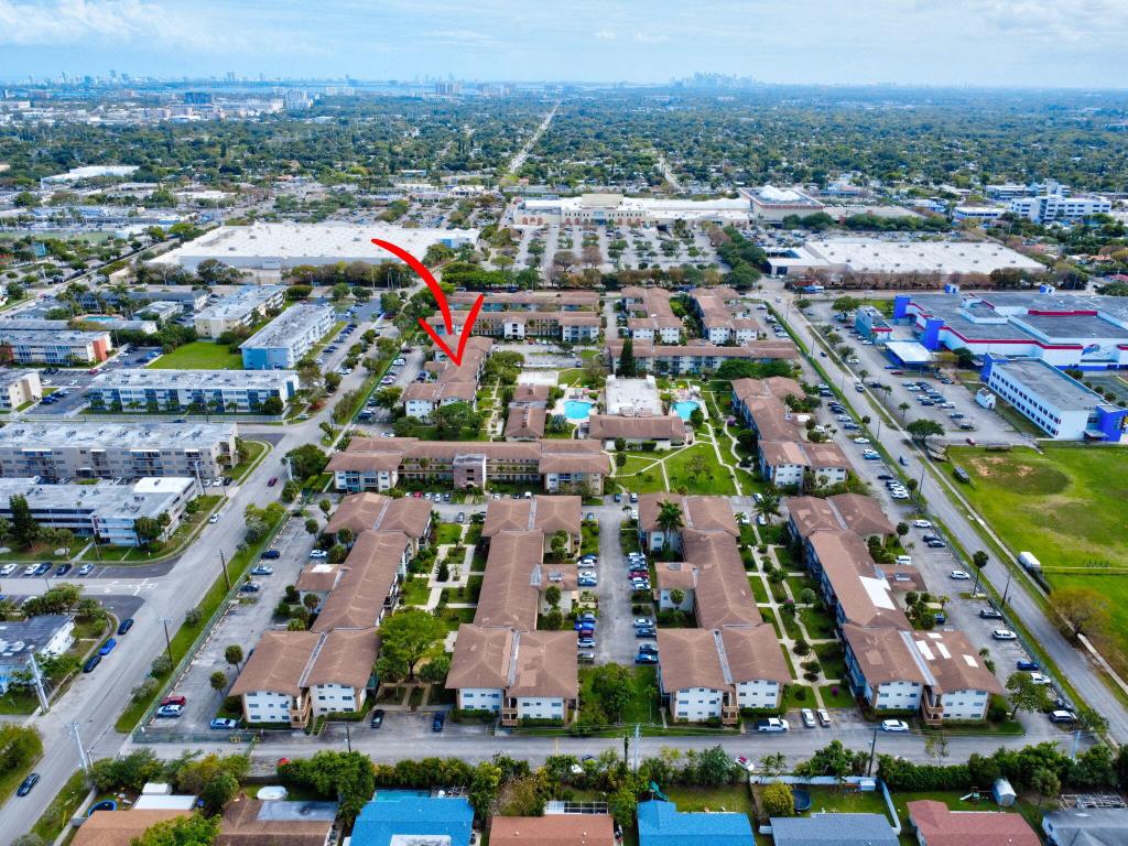 MAR-LEN GARDENS NO 12 CORP-CO-OP - Residential