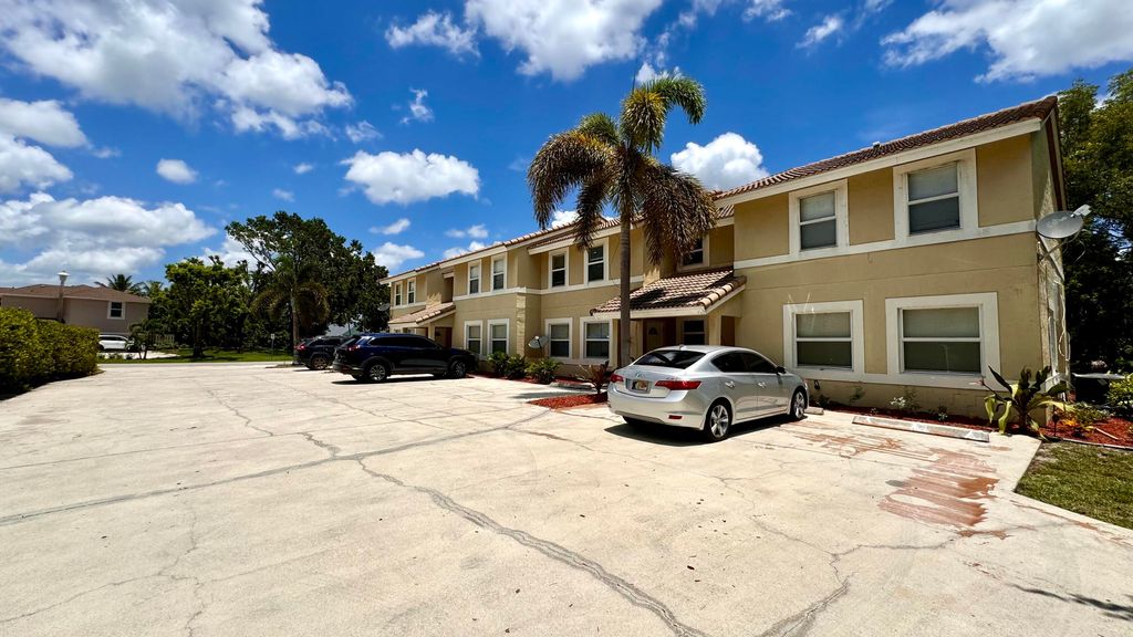 Photo of 1026 Goldenrod Road, Wellington, FL 33414 (MLS # R11005112)