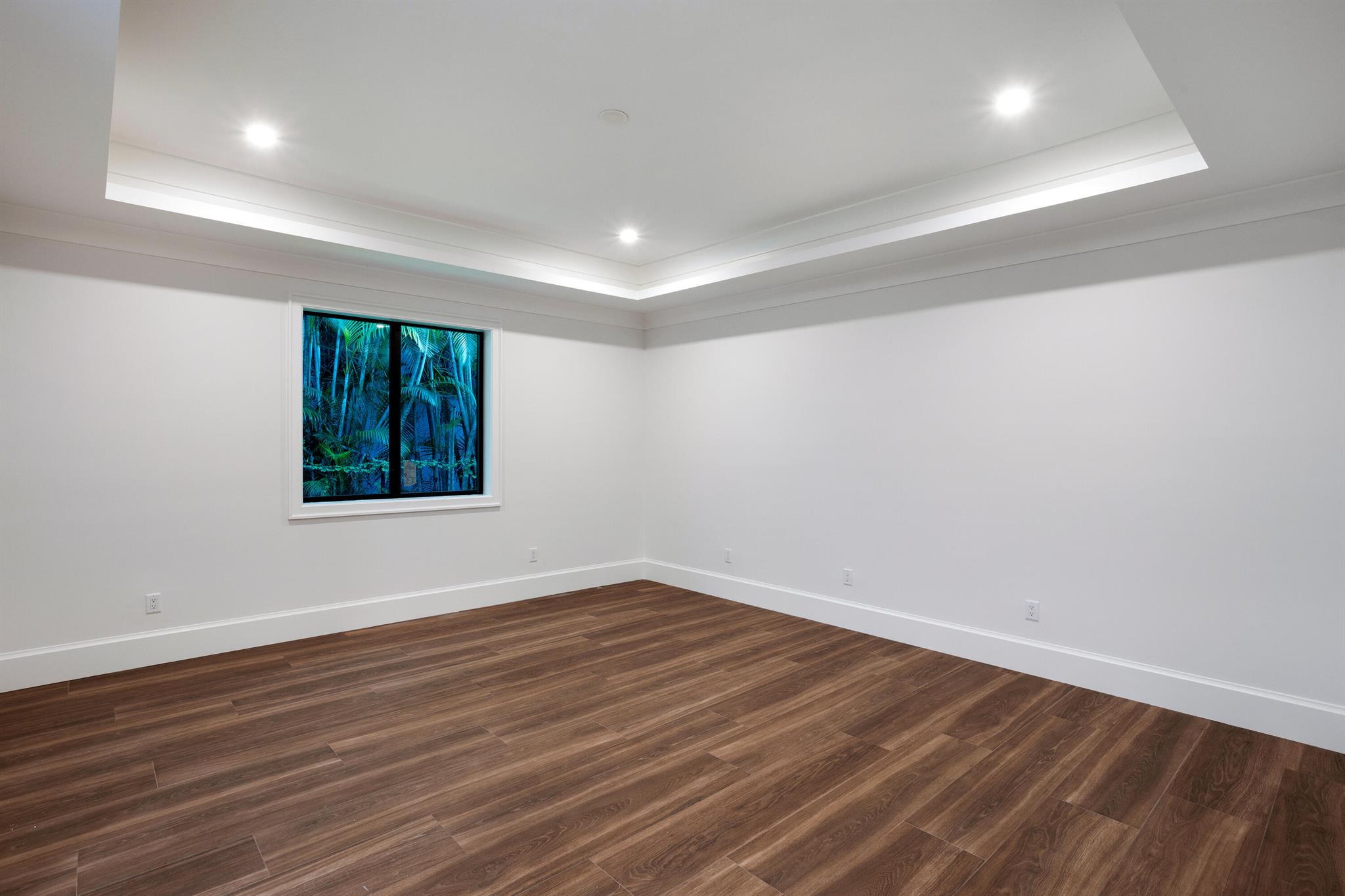 MIZNER GRANDE ESTATES - Residential