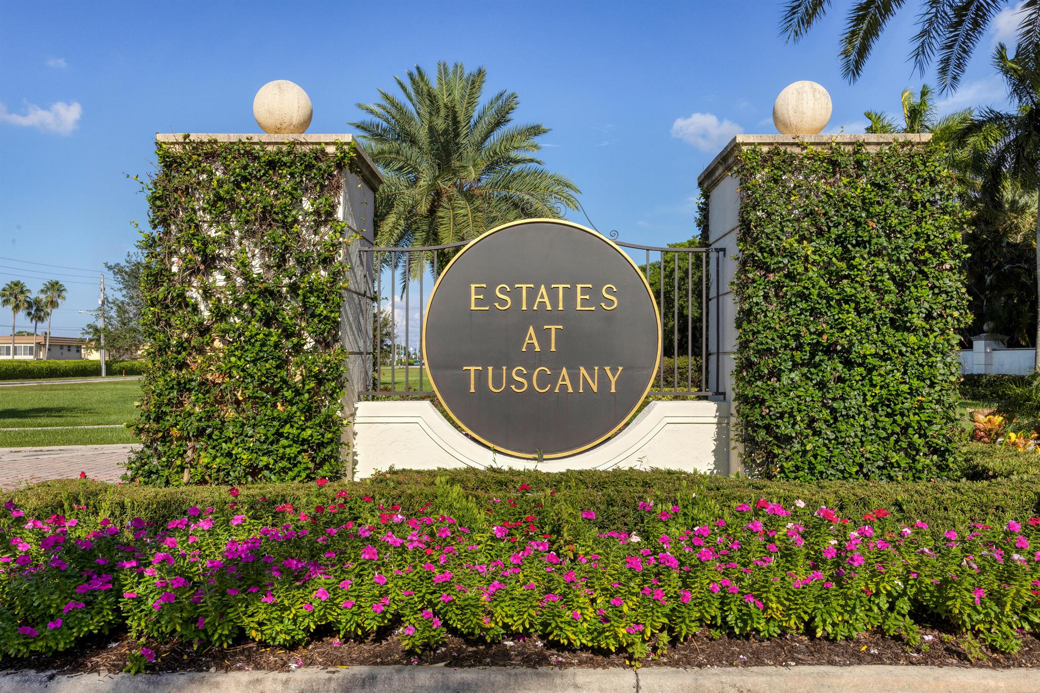 MIZNER GRANDE ESTATES - Residential