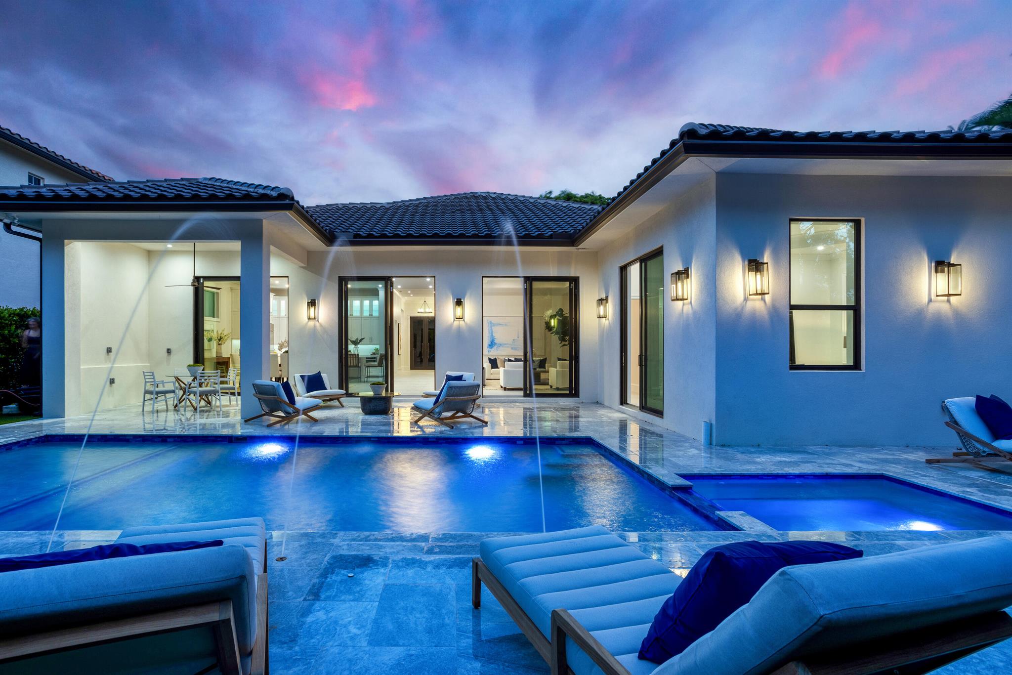 MIZNER GRANDE ESTATES - Residential