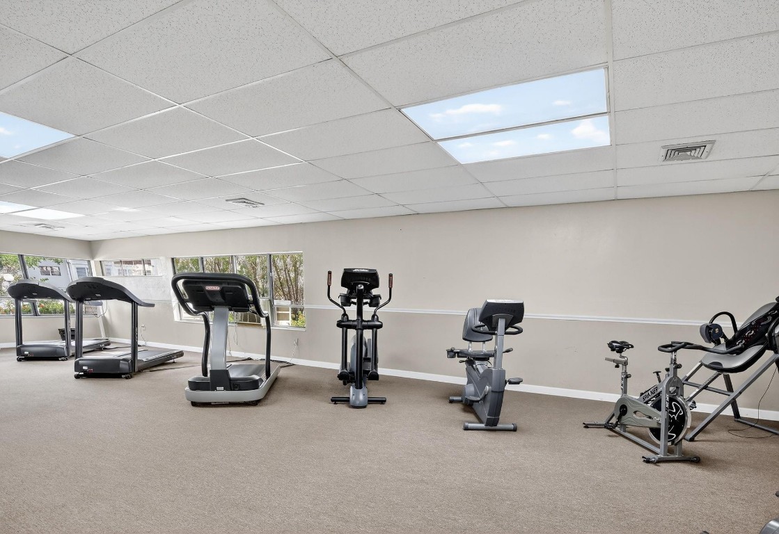 SUNRISE LAKES - Residential