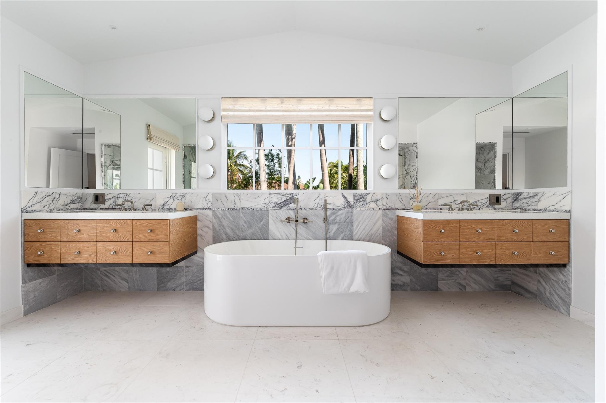 Coral Ridge Country Club - Residential