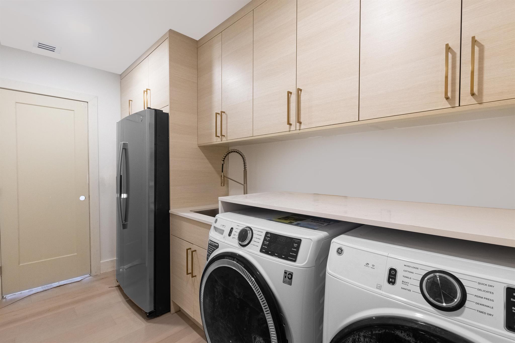 CHEVY CHASE/LAKE IDA NEIG - Residential