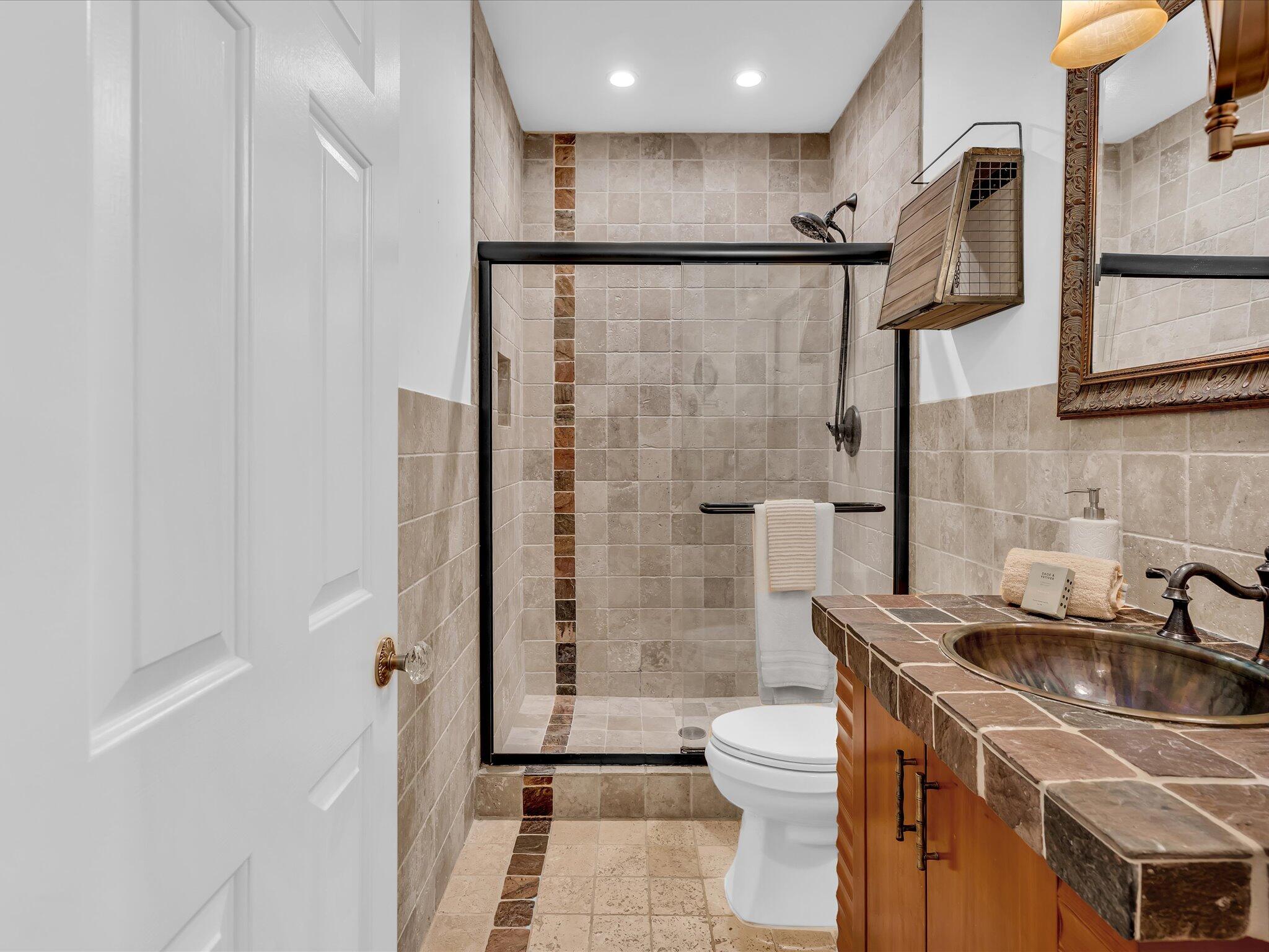 CHARLESTON PLACE - Residential Lease