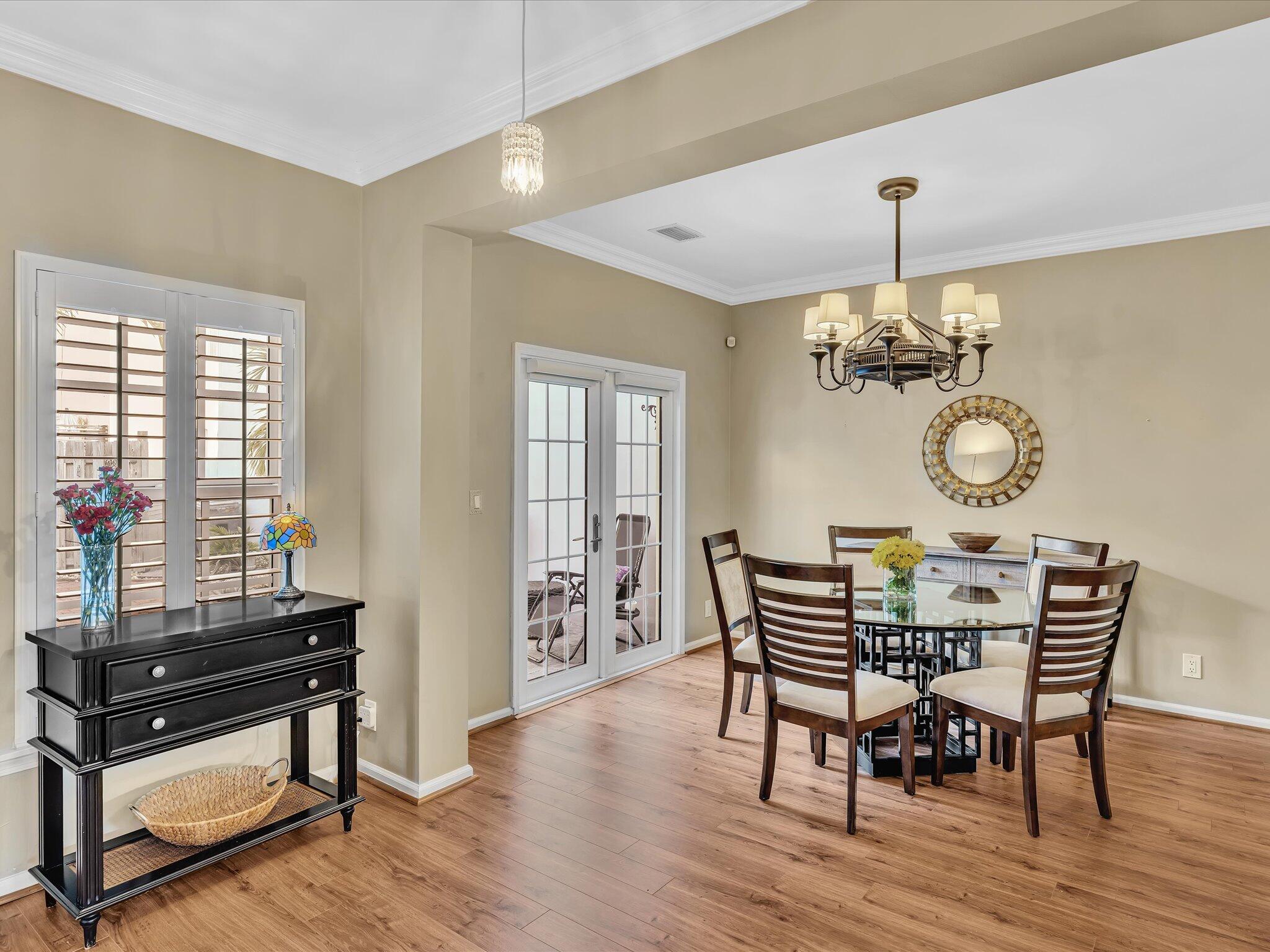 CHARLESTON PLACE - Residential Lease