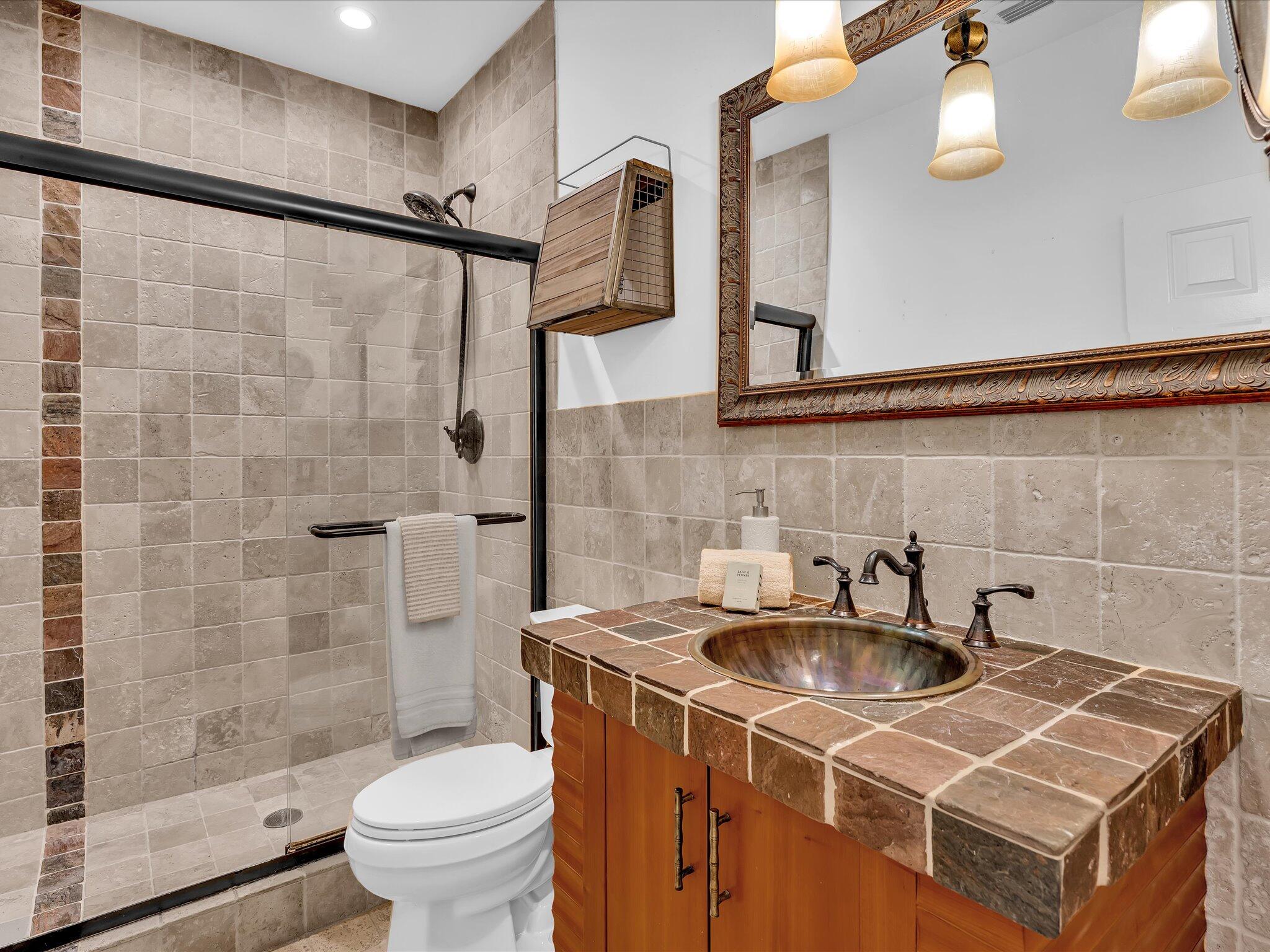 CHARLESTON PLACE - Residential Lease