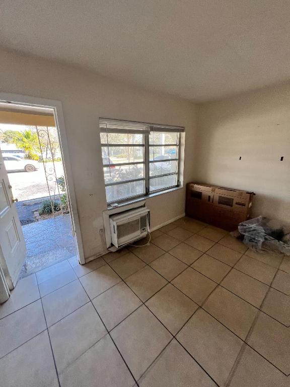 Photo of 2032 NE 26th Street #1, Wilton Manors, FL 33305 (MLS # R10963395)
