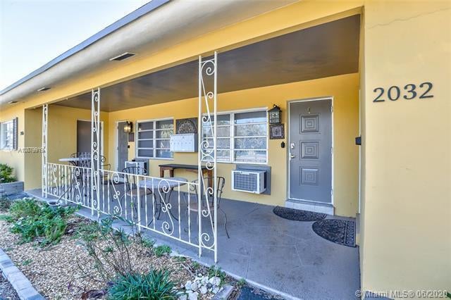 Photo of 2032 NE 26th Street #1, Wilton Manors, FL 33305 (MLS # R10963395)