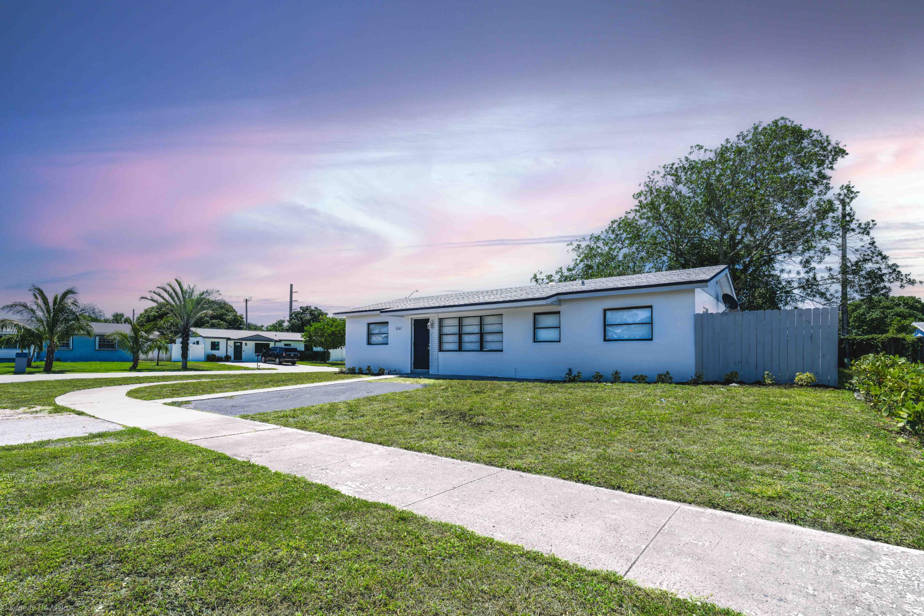 510 SW 13th Place