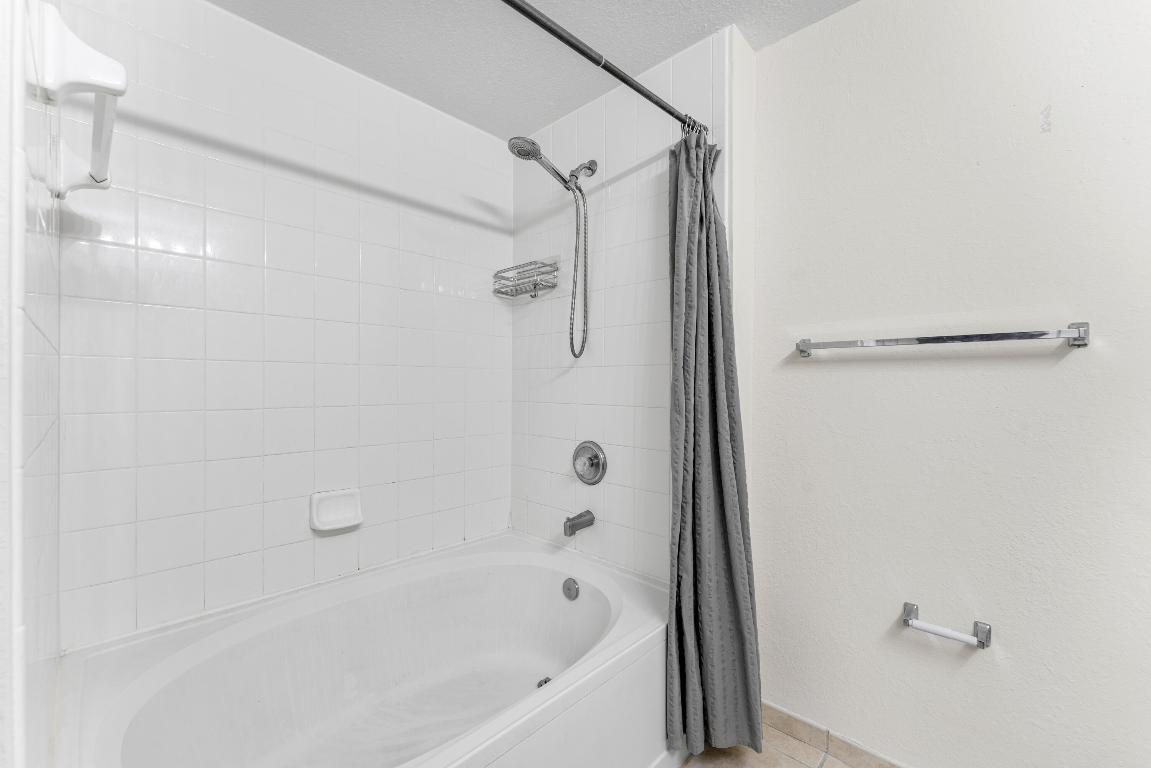 SAN MATERA THE GARDENS CONDO - Residential Lease