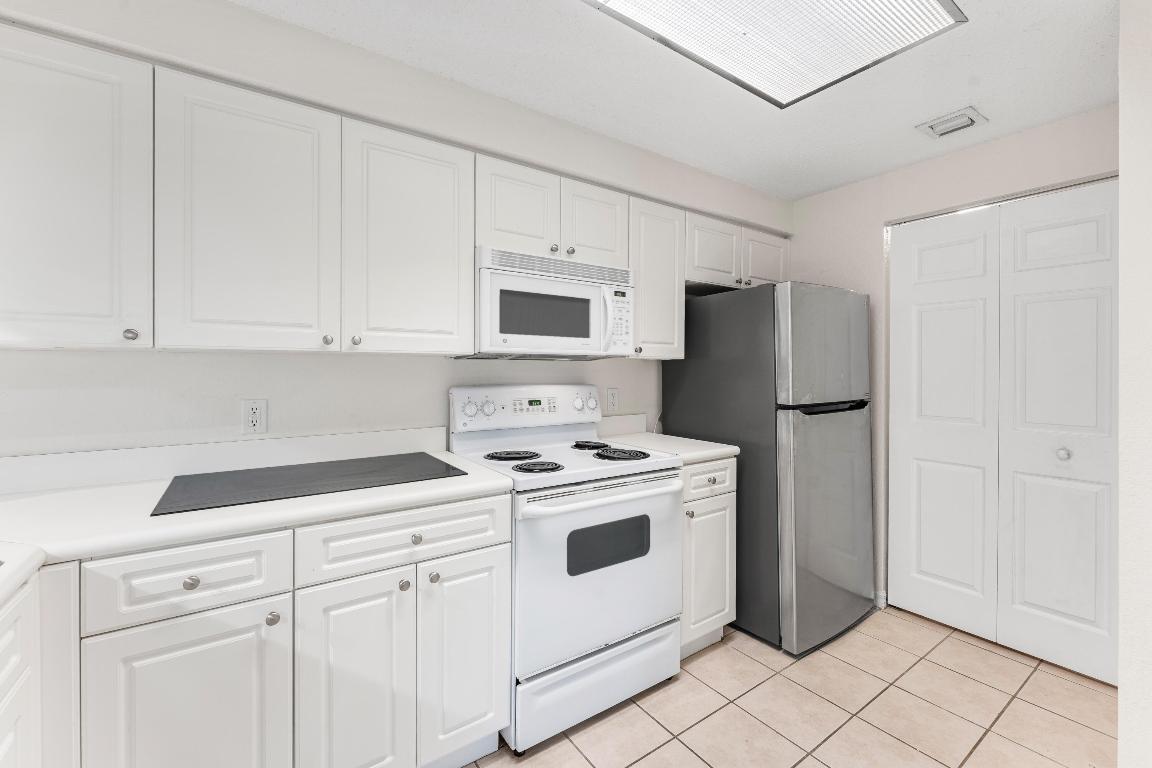 SAN MATERA THE GARDENS CONDO - Residential Lease