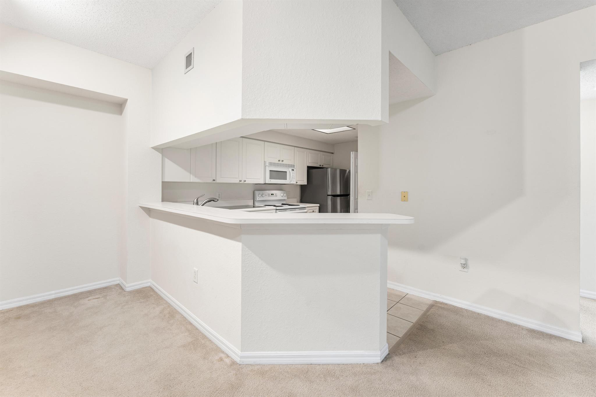 SAN MATERA THE GARDENS CO - Residential Lease