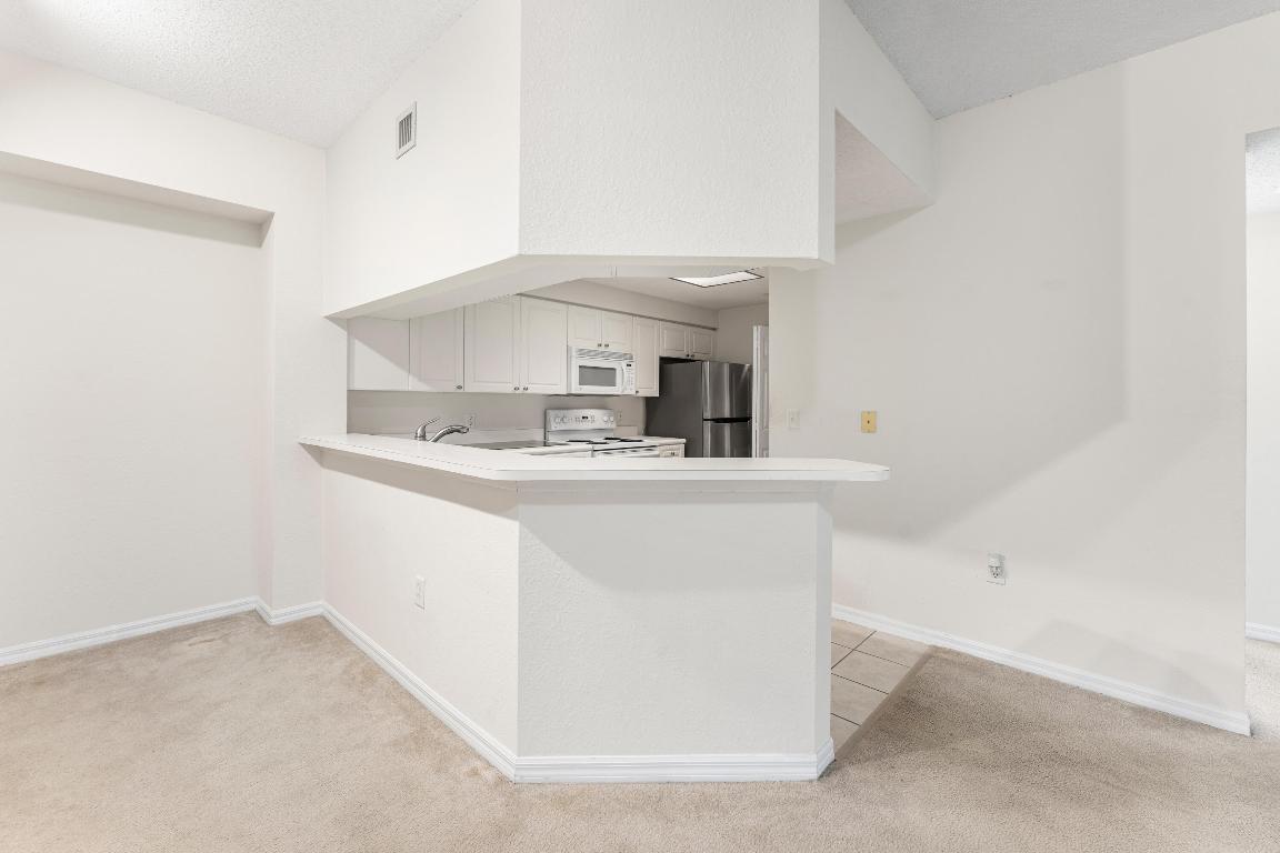 SAN MATERA THE GARDENS CONDO - Residential Lease