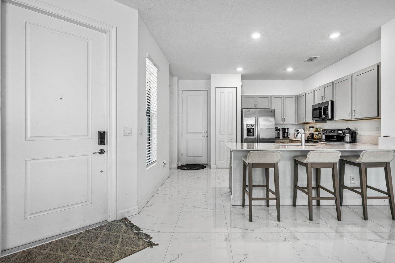 MEDITERRANEA PHASE 2 - Residential Lease