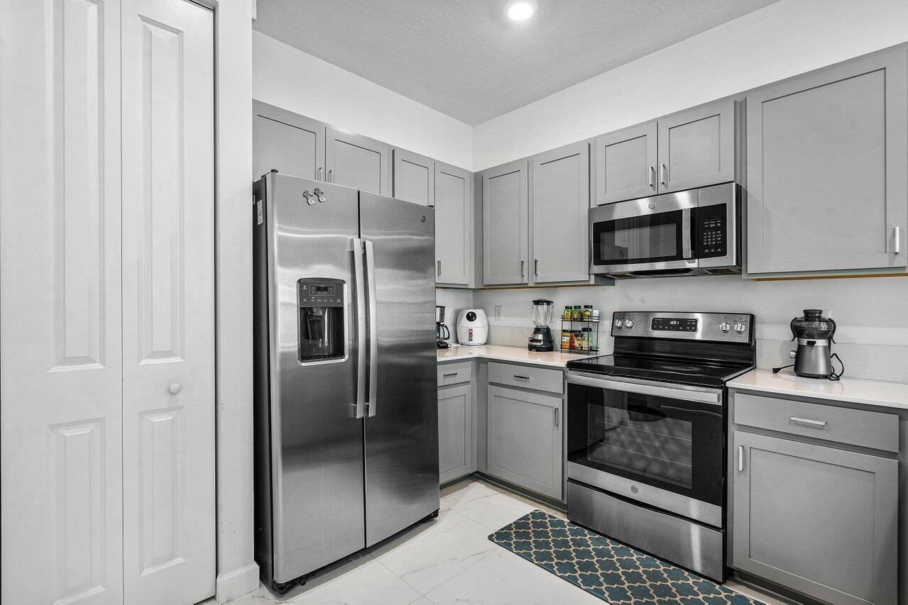 MEDITERRANEA PHASE 2 - Residential Lease