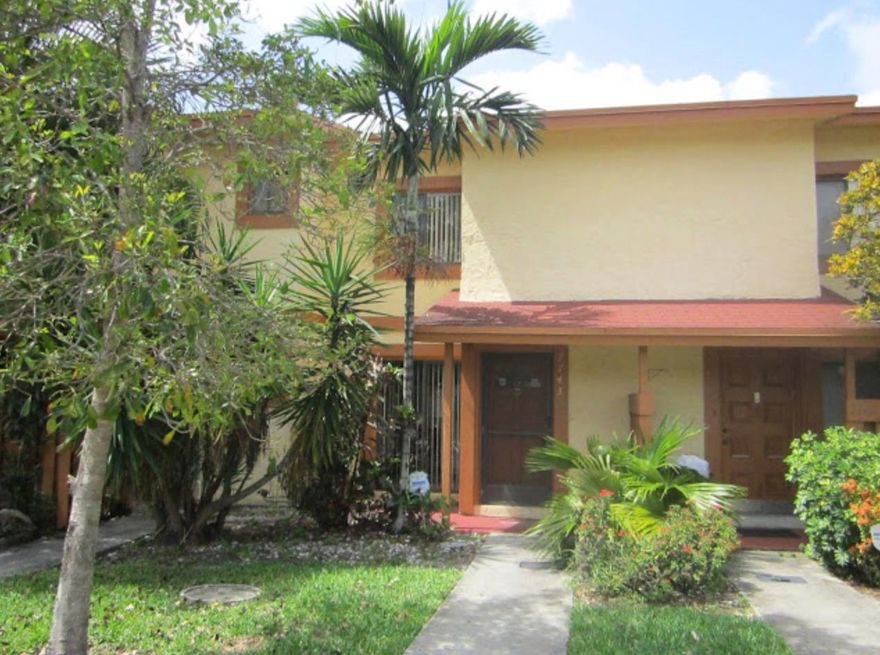 Welcome home to this bright and roomy 2-bedroom, 1.5-bath townhome, perfectly located in a quiet, well-kept community surrounded by lush tropical landscaping. Enjoy a large open living area with sliding glass doors leading to your private fenced patio, ideal for relaxing or entertaining.
The home features wood-style flooring, ample natural light, and plenty of storage space. Upstairs you’ll find two comfortable bedrooms and a full bath, while the downstairs includes a convenient half bath for guests.
Nestled in a desirable location close to shopping, dining, parks, and major highways, this home offers both comfort and convenience.