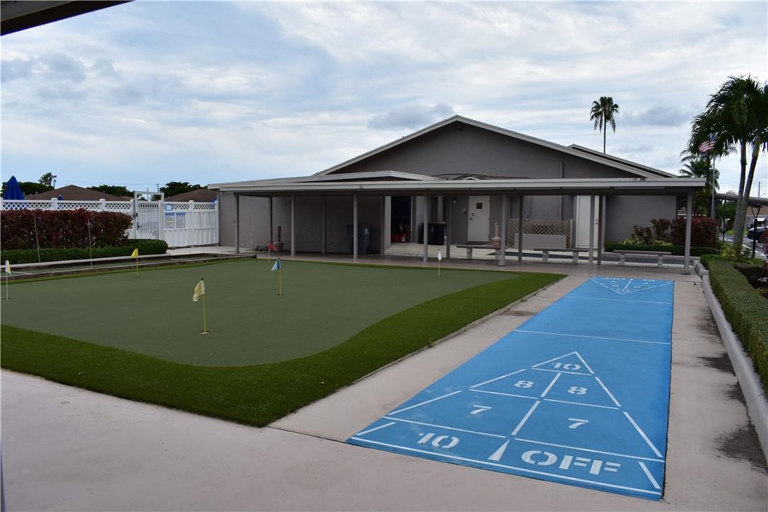 CAMELOT VILLAGE SEC 1 - Residential