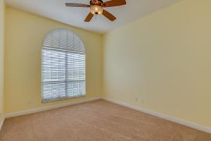 WINDSOR PARKE UNIT 02 - Residential