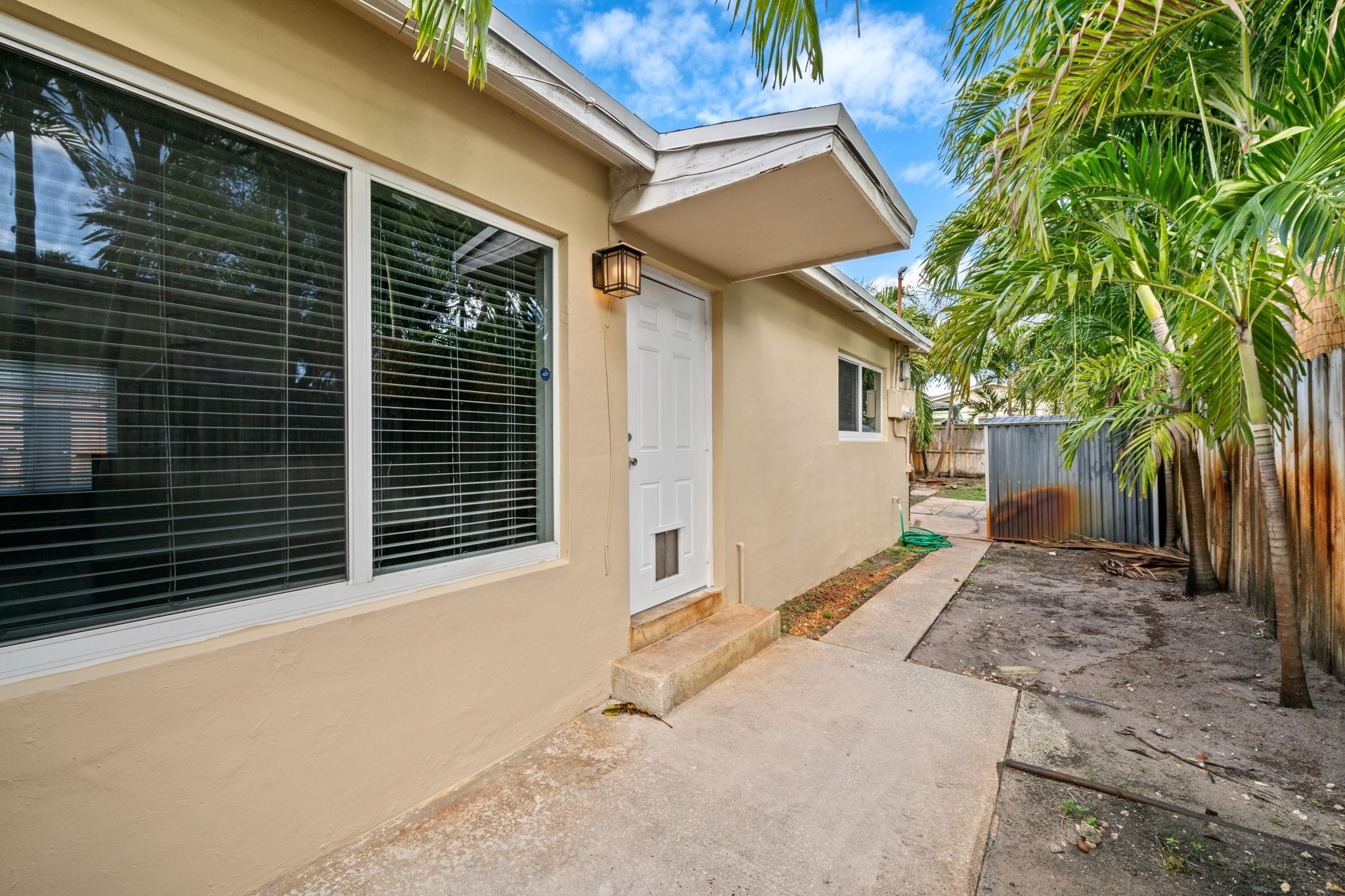 LAUDERDALE 2-9 CROISSANT PARK - Residential Lease